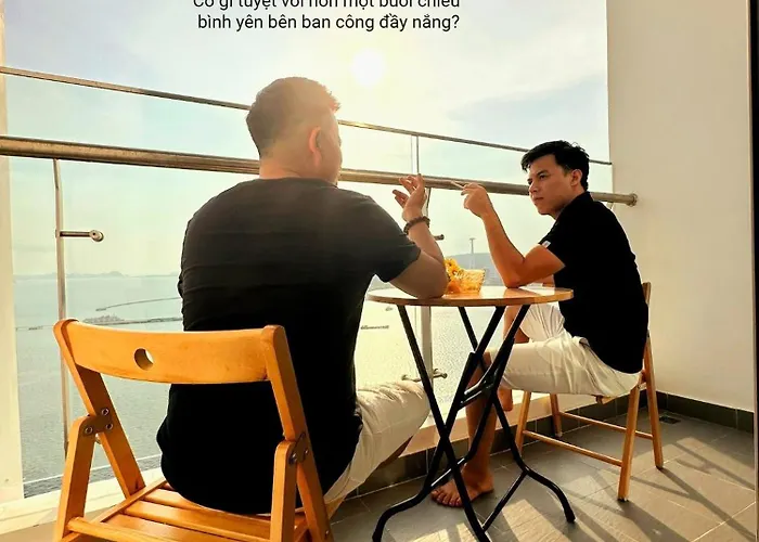 Skylux 2br The Saphire Sea View