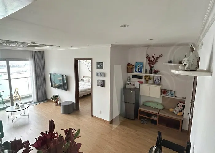 Skylux 2br The Saphire Sea View *
